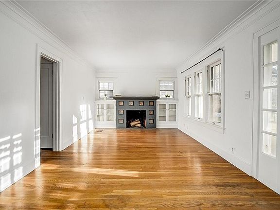 5th image of 5510 Holmes St