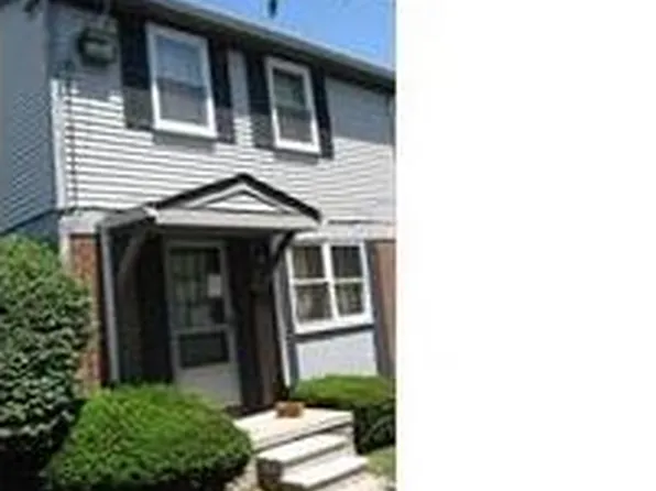92 Beechwoode Ln #1, Pontiac, MI 48340
