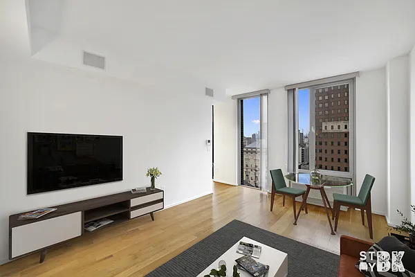 172 Montague Street #19R