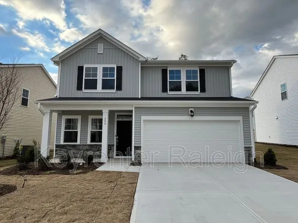 480 Willard Woods Dr, Wendell, NC 27591