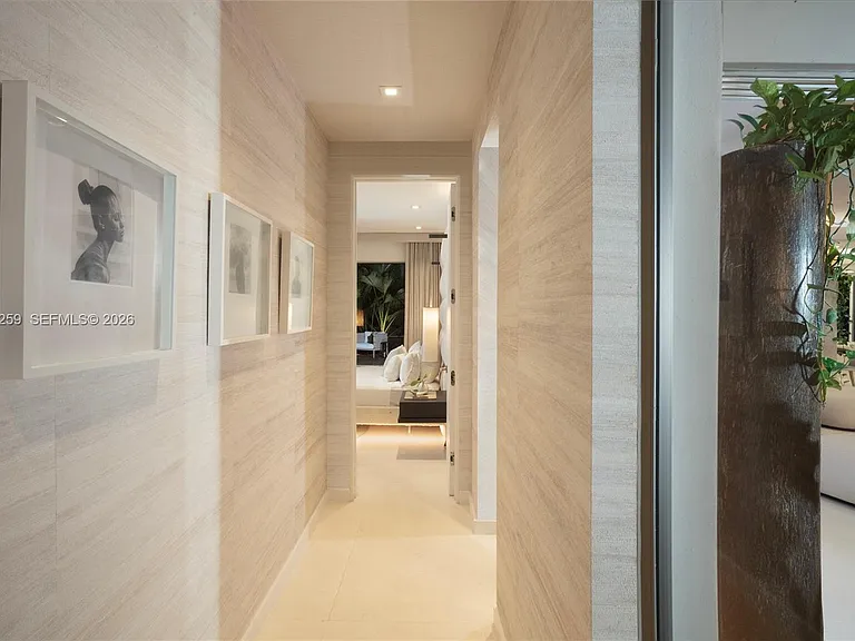 2840 Flamingo Dr — Photo 12