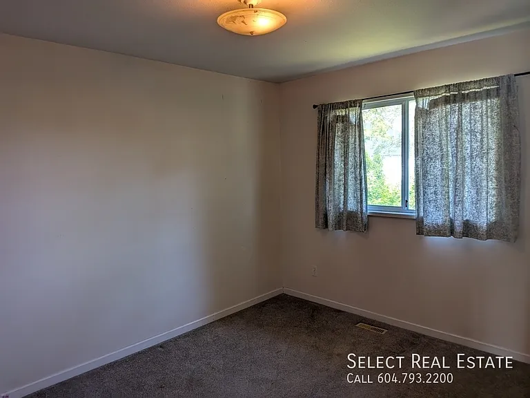 31033 Upper Maclure Rd — Photo 38