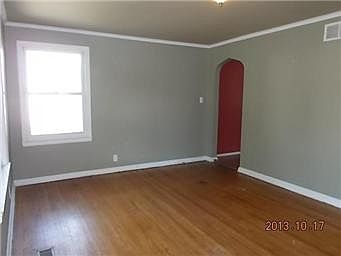 2nd image of 7845 Pennsylvania Ave