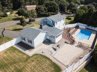 80 Valley View Cir, West Springfield, MA 01089