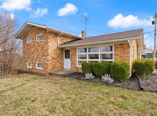 5692 Navilleton Rd, Floyds Knobs, IN 47119