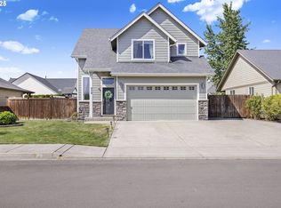 976 SW Coral St, Junction City, OR