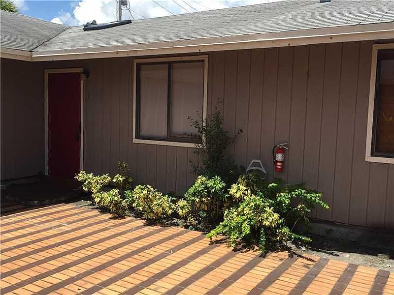 1st image of 3504 SW 4th St APT B