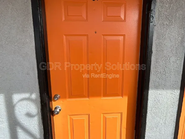 1105 Iron Ave SW, Albuquerque, NM
