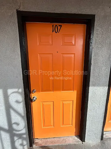 1105 Iron Ave SW #107 Photo 1