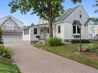 3317 South 51st STREET, Milwaukee, WI, 53219