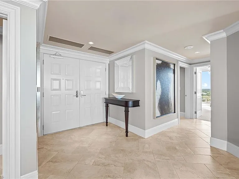 3991 Gulf Shore Blvd N #Penthouse 101 — Photo 8