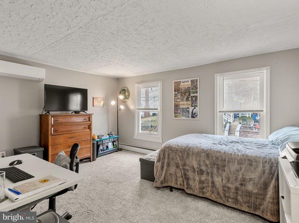 627 Ford St, Conshohocken, PA 19428