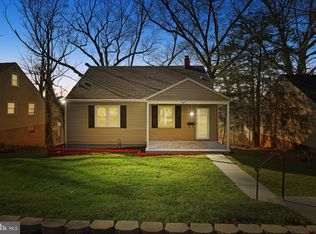 8 Beacon Hill Rd, Baltimore, MD 21207