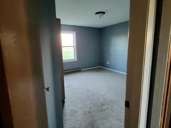 4th image of 2373 Edgewater Dr NE #A