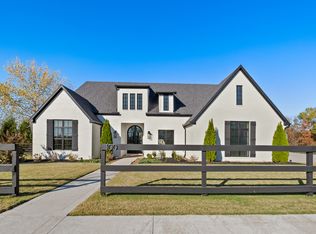 100 Averie Ln, Bentonville, AR 72712