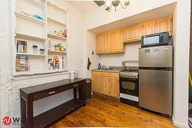 Rented by Wave Real Estate Group