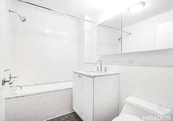Rented by Mirador Real Estate | media 7