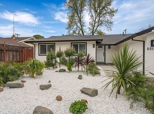 2016 Florin Rd, Sacramento, CA 95822