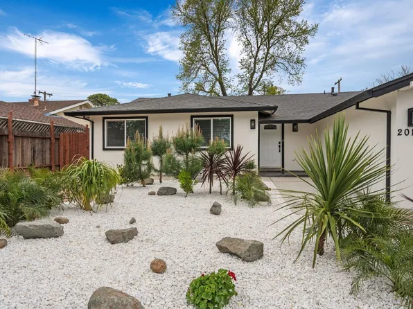 2016 Florin Rd, Sacramento, CA 95822