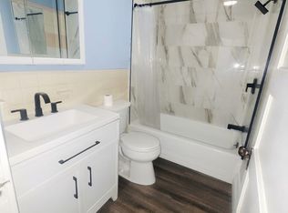 69 West St #1F, West Warwick, RI 02893