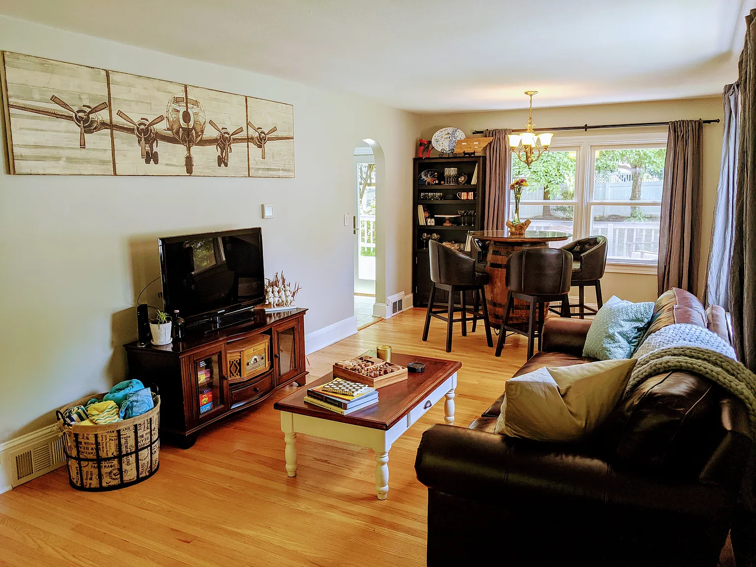 3 bed, 1487 sqft, $3,450 — Photo 4