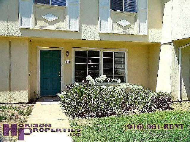 29 Omaha Ct photo 1