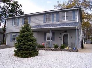 122 Atlantis Ave, Manahawkin, NJ 08050