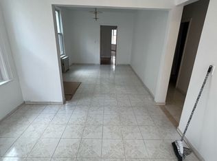 60-89 68th Ave #1A, Ridgewood, NY 11385