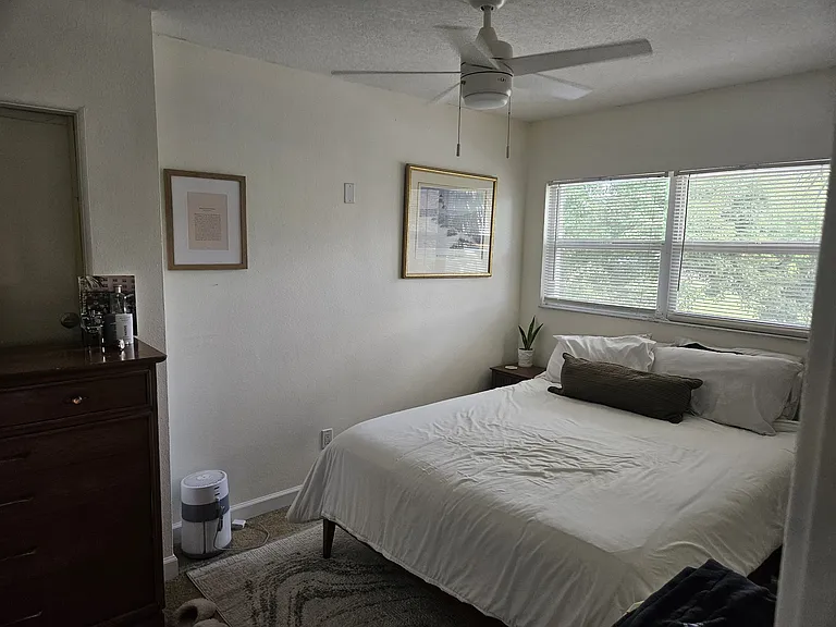 220 6th Ave N #6 — Photo 20