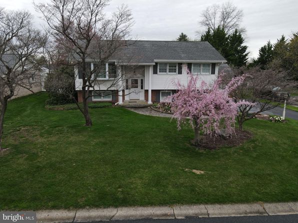 1116 Devonshire Rd, Lancaster, PA 17601