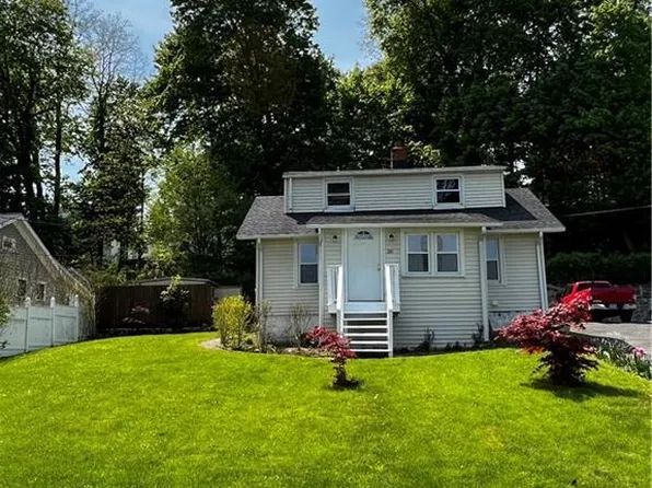 20 Lincoln Avenue, Danbury, CT 06810