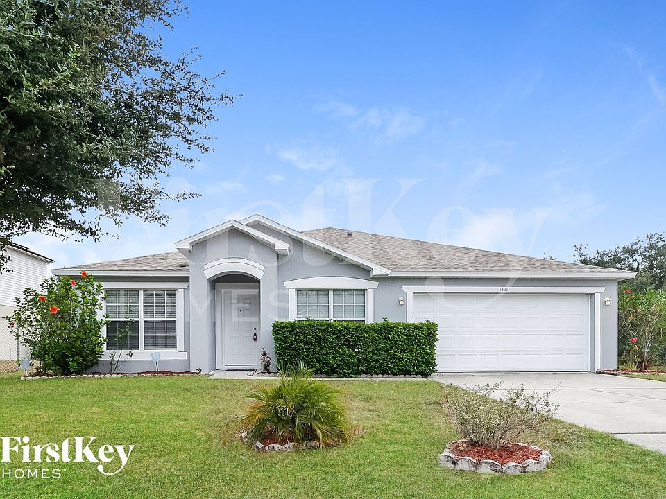 1st image of 1421 Sarasota Dr