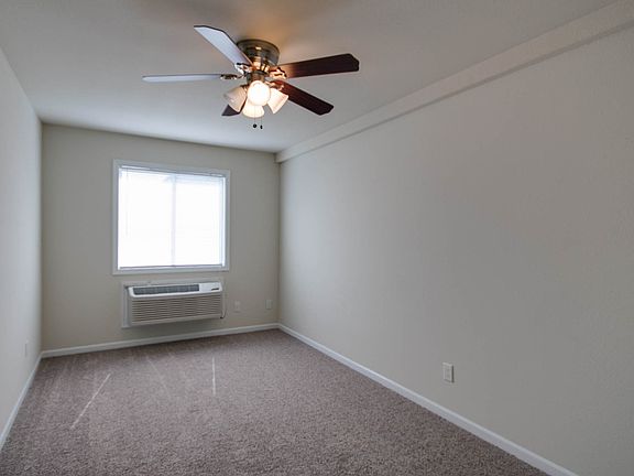 5th image of 1026 Bluemont Ave APT 13