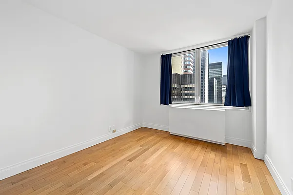 Rented by Compass | media 17