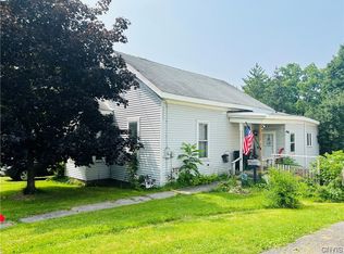 110 Hickory St, Canastota, NY 13032