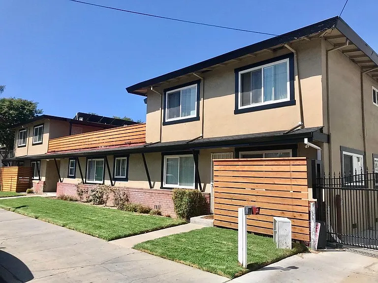 325 E William St — Photo 1