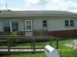 808 N Kenova Rd, South Pt, OH 45680