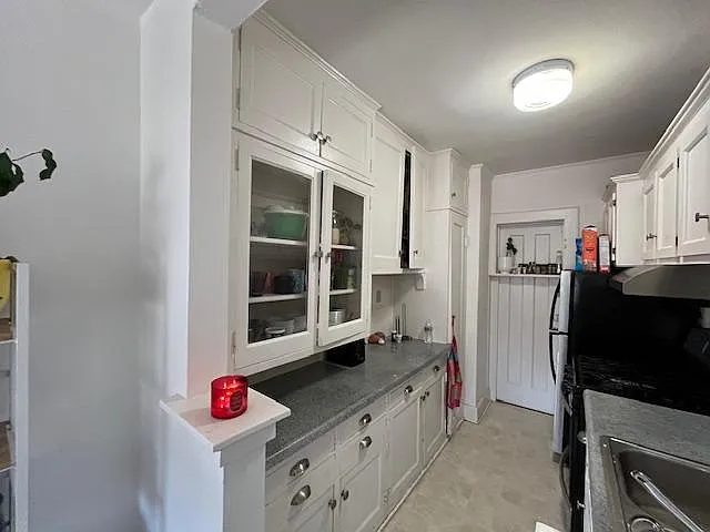 1501 N Farwell Ave #5 — Photo 5