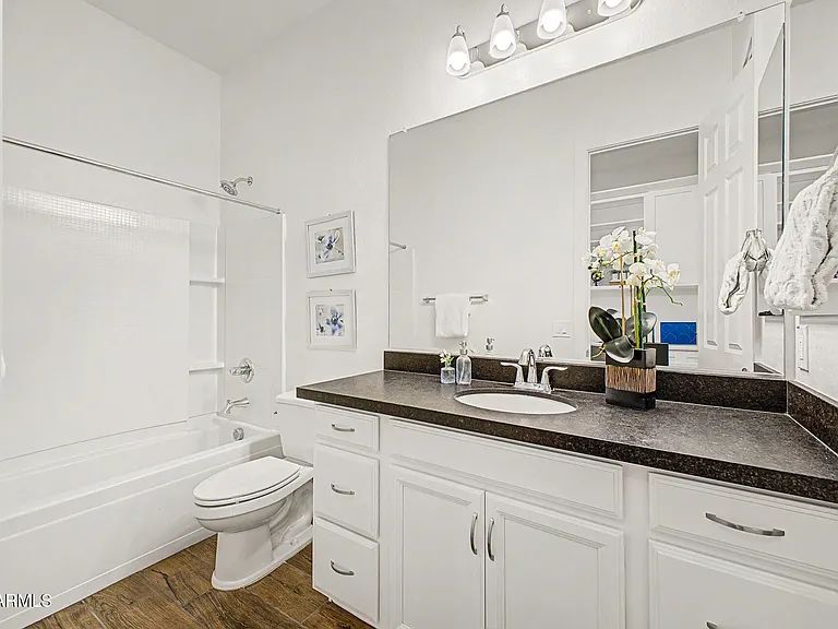 2083 E Scorpio Pl — Photo 32