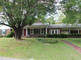 113 Hollywood Dr, Middlesboro, KY 40965
