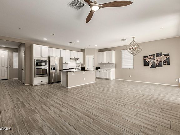 4th image of 1543 N Balboa --