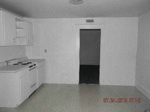 5th image of 1013 Lee St Unit 1/2