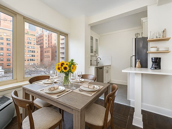 5th image of 36 E 36th St APT 10F