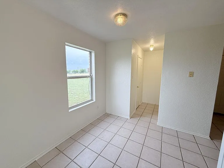 1210 Industrial Blvd #A — Photo 6