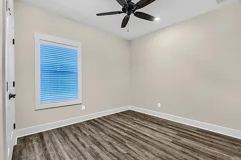 412 Carneros Dr — Photo 14