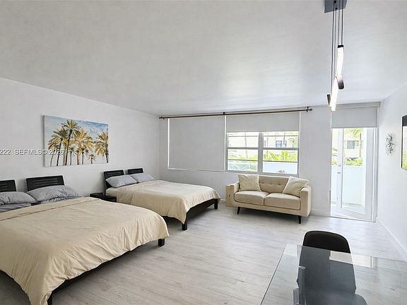 4th image of 100 Lincoln Rd #430