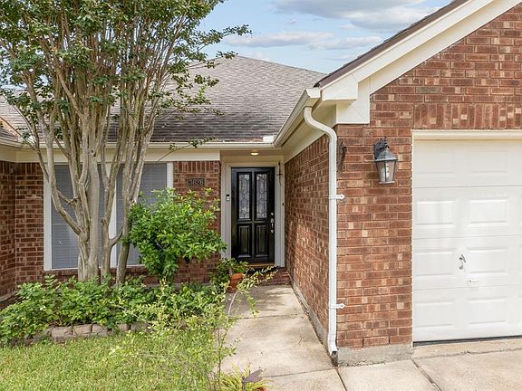 3rd image of 3626 Yankee Ct