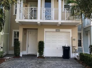 10726 NW 76th Ln, Doral, FL 33178