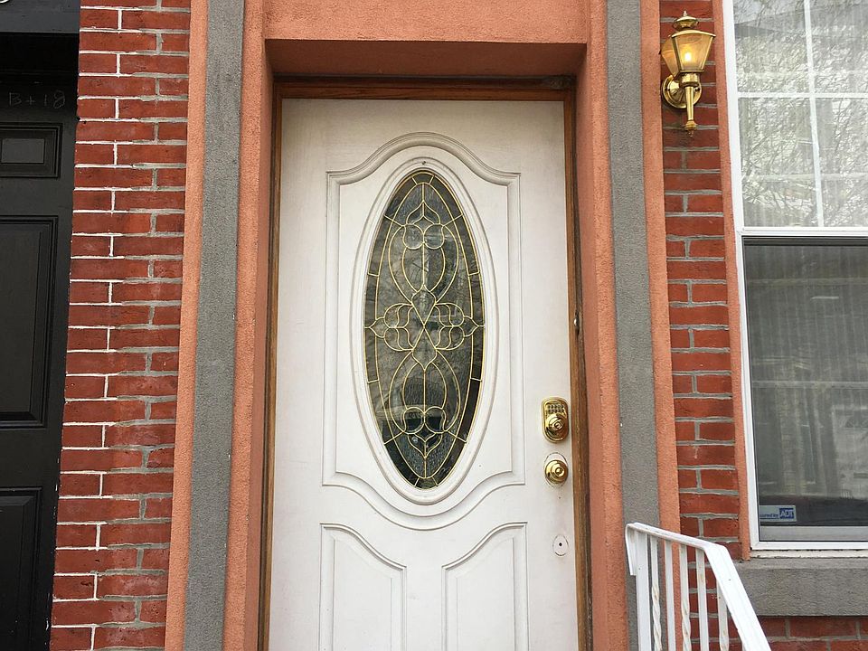 1st image of 2318 Catharine St #2318
