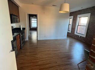 920 Montgomery St #211, San Francisco, CA 94133